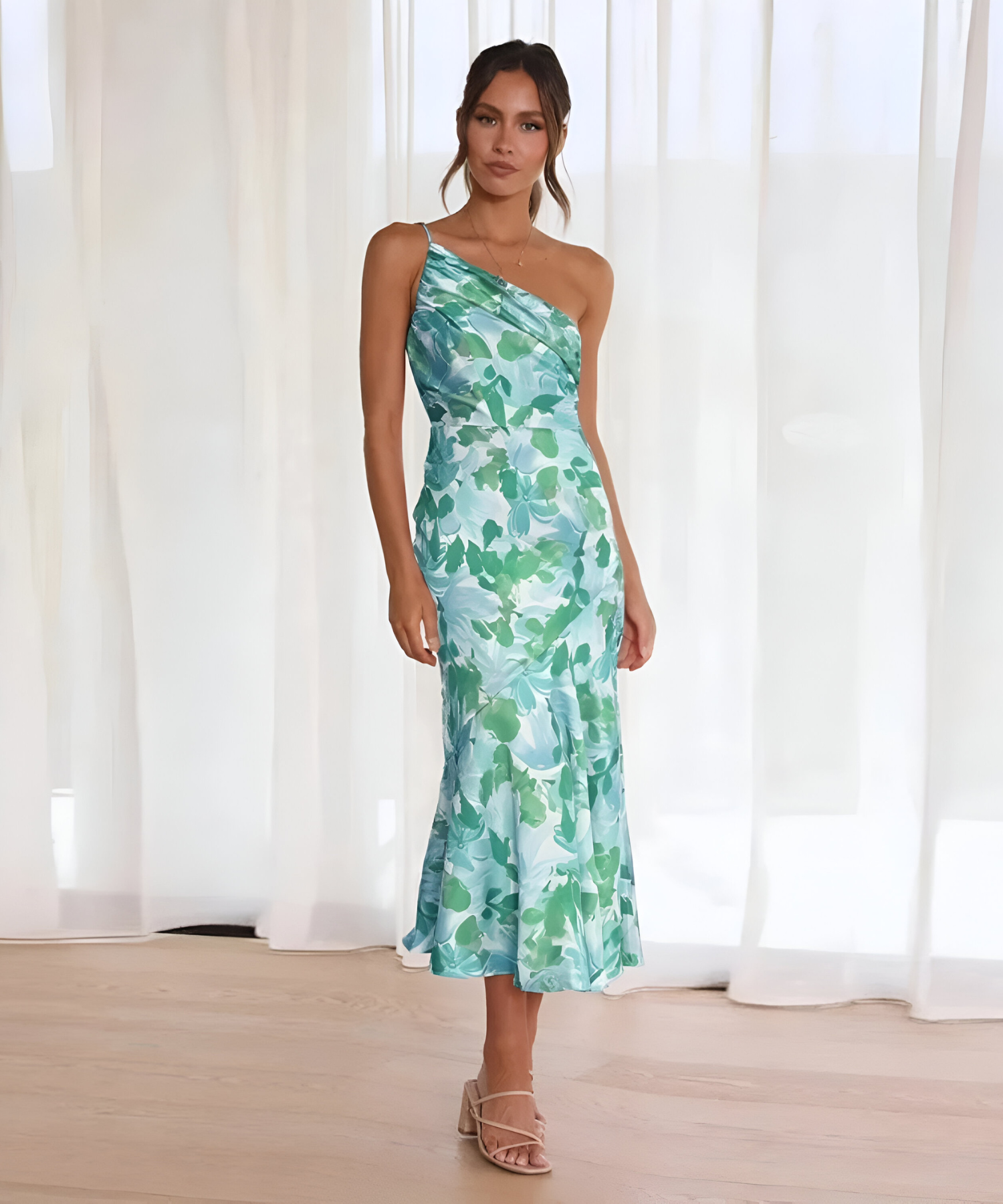 Laura™ | Abito a Spalla Unica con Fiori