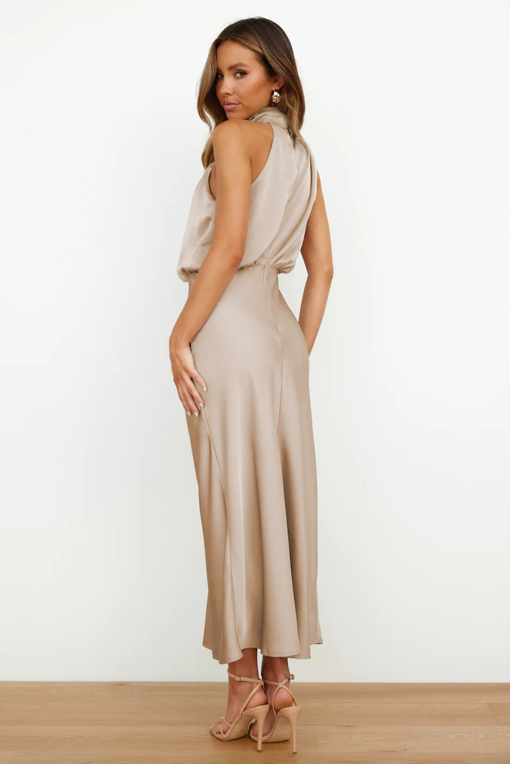 Valeria™ | Abito Lungo con Scollo Halter