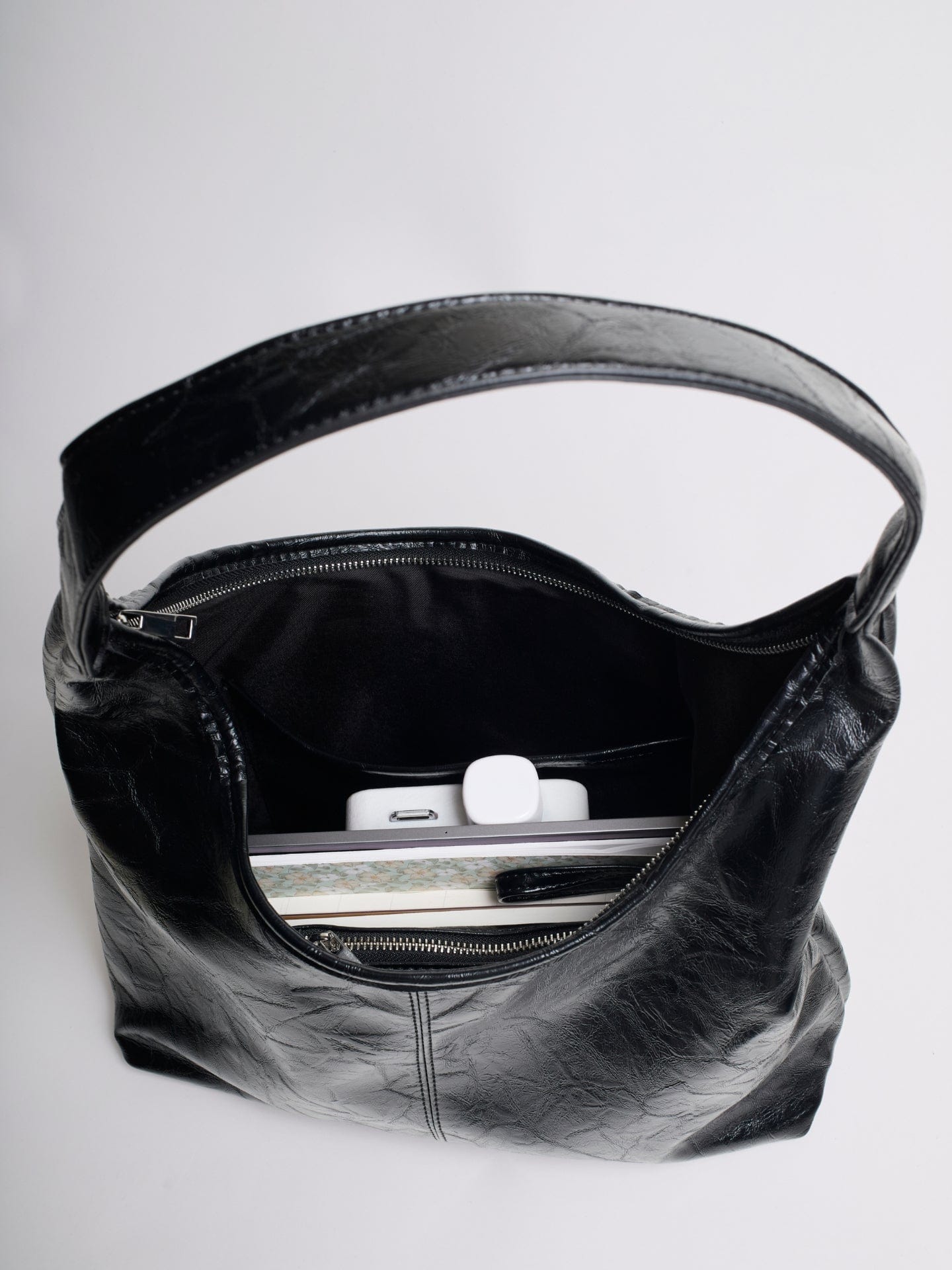 Elegante borsa a spalla di grande formato