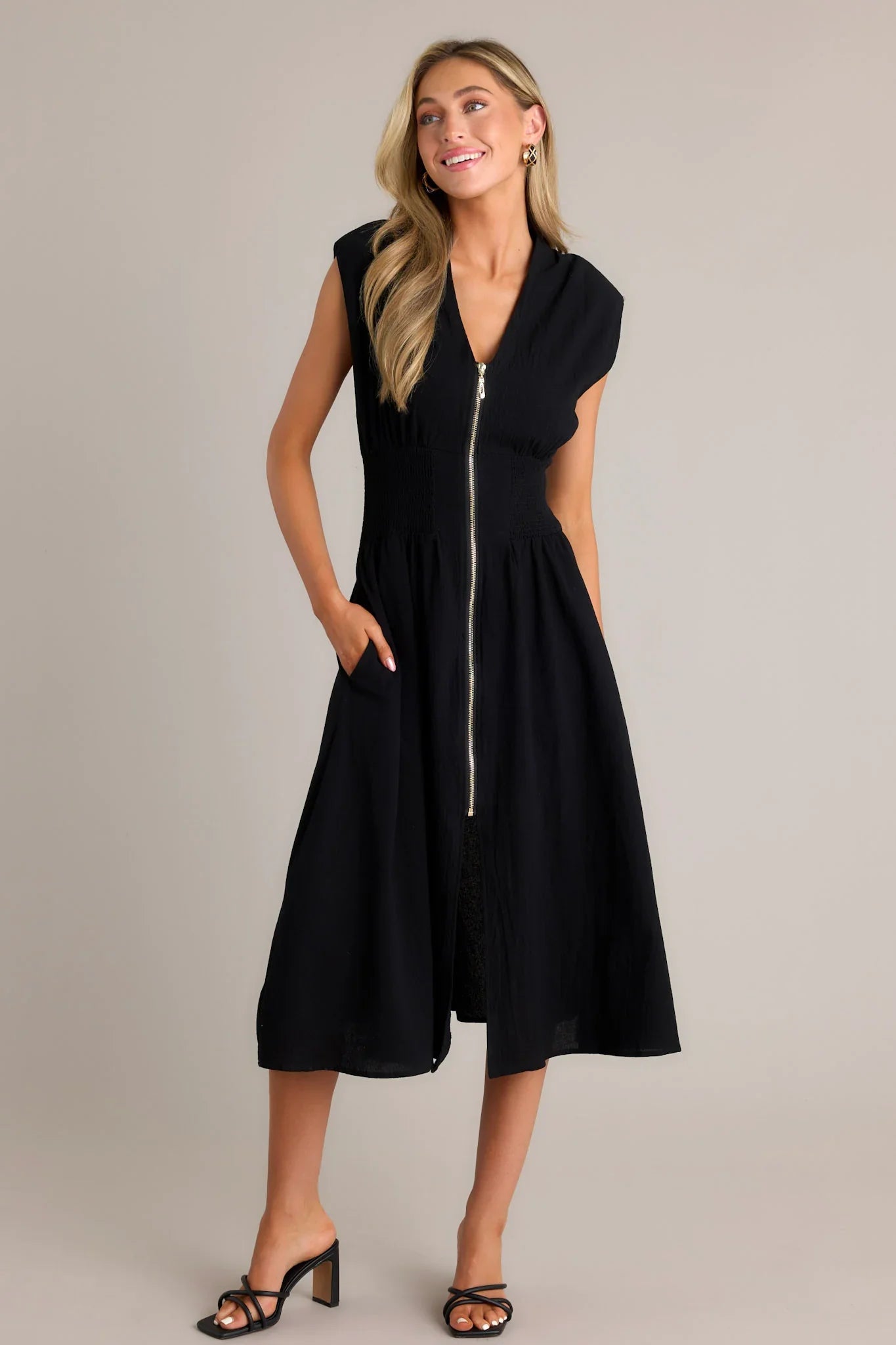 Lara™ | Elegante vestito midi con zip e spacco