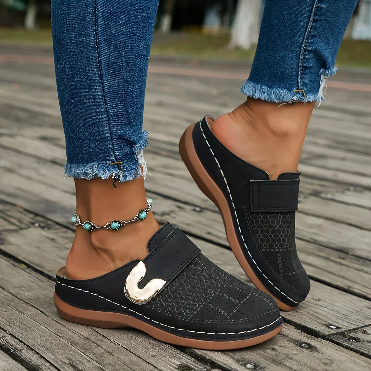 Caprielle™ Sandali con zeppa chic