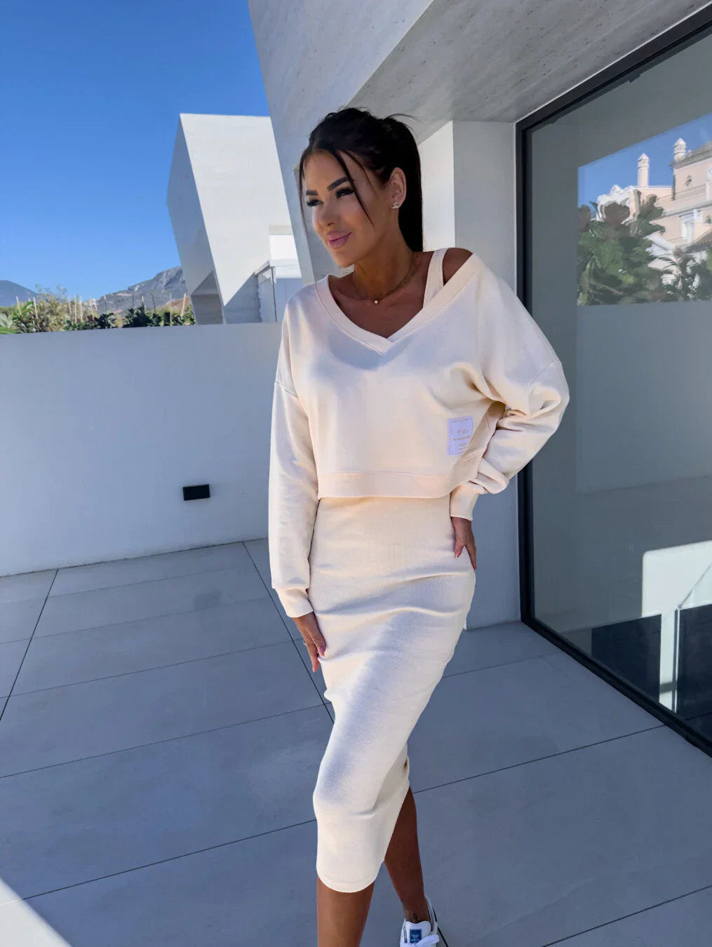 Laurine – Completo Casual con Abito e Felpa