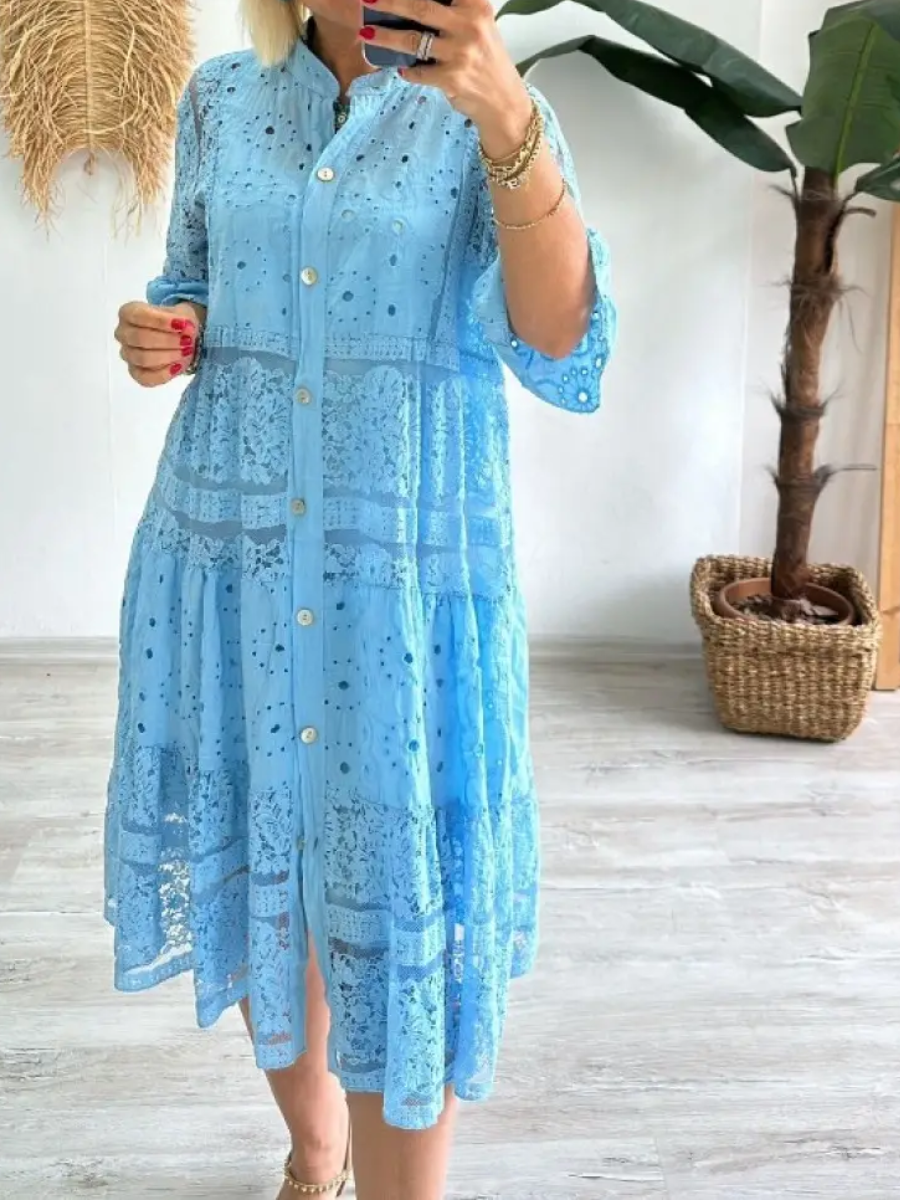 Liona – Abito con ricamo e chiusura a bottoni